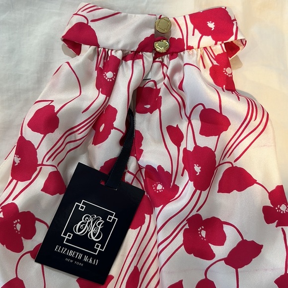 Elizabeth McKay sleeveless top! Never been worn, still with tags. - Picture 3 of 5